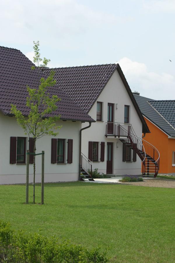 Ferienwohnungen "Am Storchennest" Göhren-Lebbin Екстериор снимка